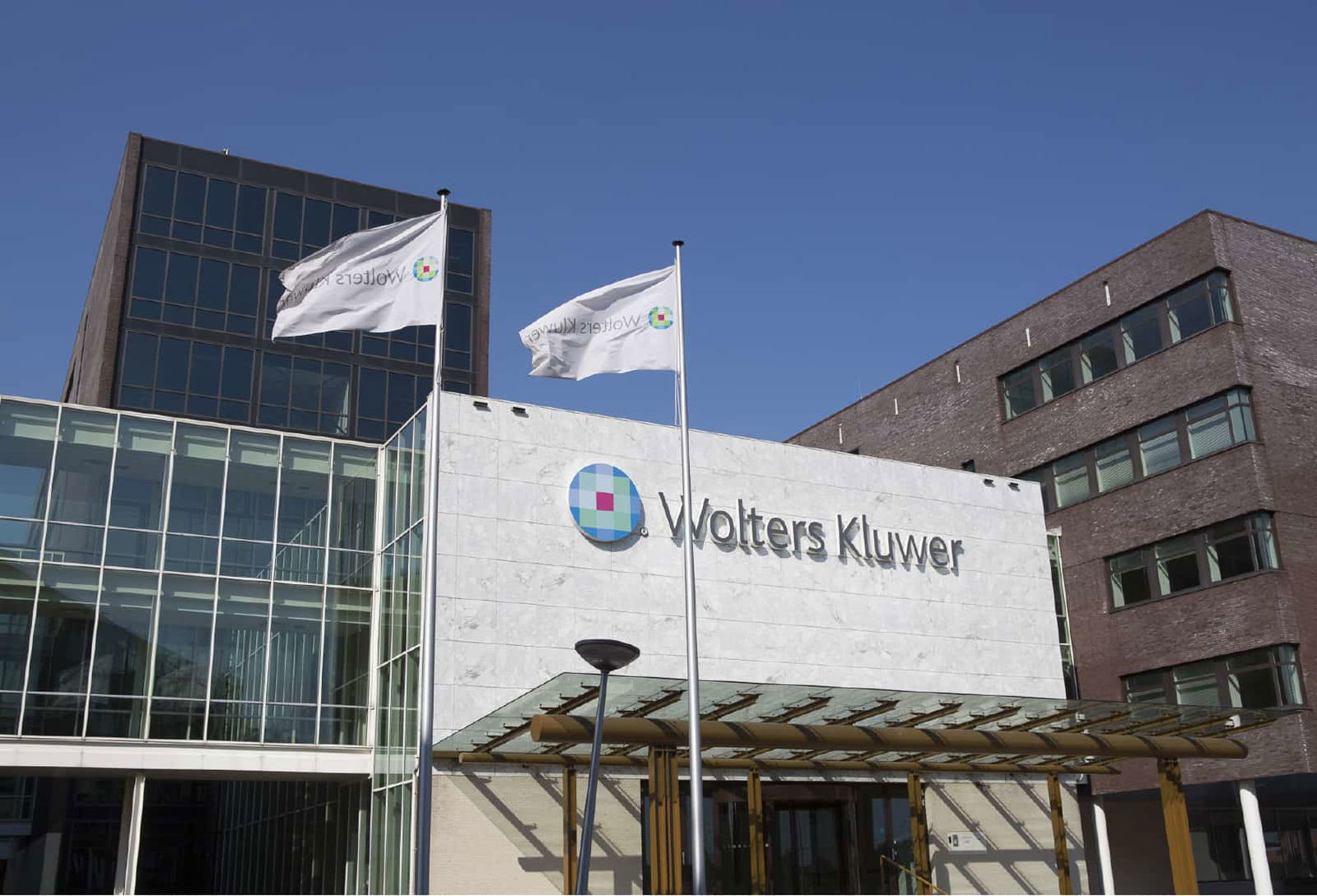 Amundi meldt belang in Wolters Kluwer