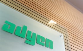 Beursblik: Bank of America haalt Adyen van kooplijst