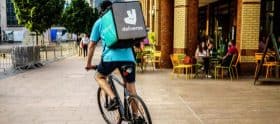 Deliveroo sluit jaar sterk af
