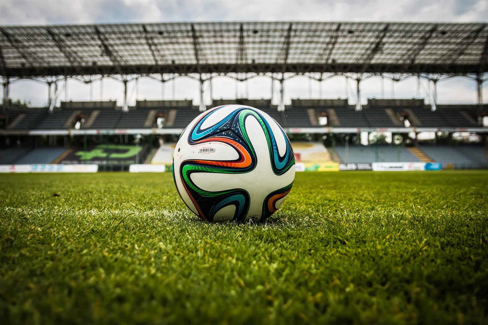 Inflatie raakt ook de voetbalfan
