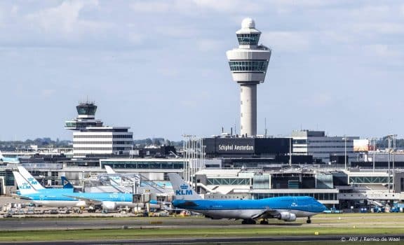Vliegmaatschappijen willen niet opdraaien voor tekorten Schiphol