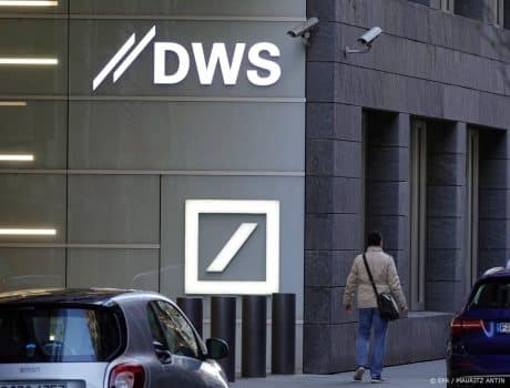 Beleggers schrikken van onderzoek naar vermogenstak Deutsche Bank