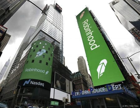 Handelsapp Robinhood duikelt op stijgend Wall Street