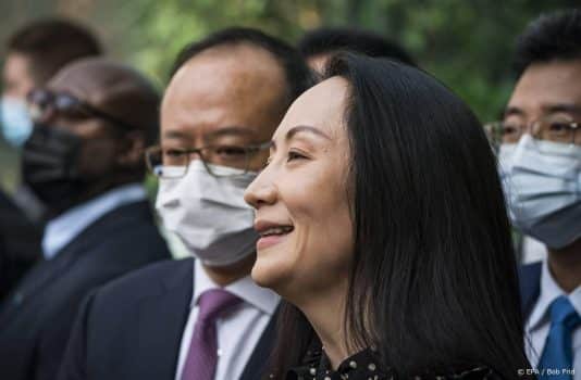 Topvrouw Huawei mag Canada verlaten van rechter