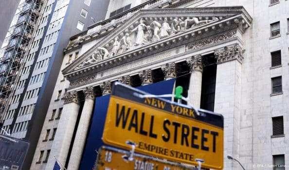 Wall Street overwegend hoger na tegenvallend banenrapport