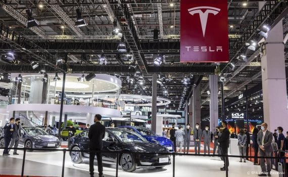Tesla zoekt relatiemanagers om reputatie op te poetsen in China