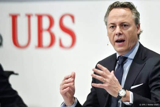 UBS-topman Hamers: ongevaccineerd personeel kan thuiswerken