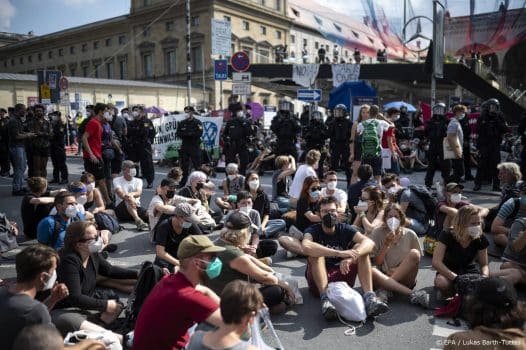 Grote klimaatprotesten bij autoshow in München