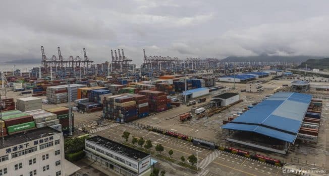 Schepen meren weer aan bij Chinese haventerminal Ningbo
