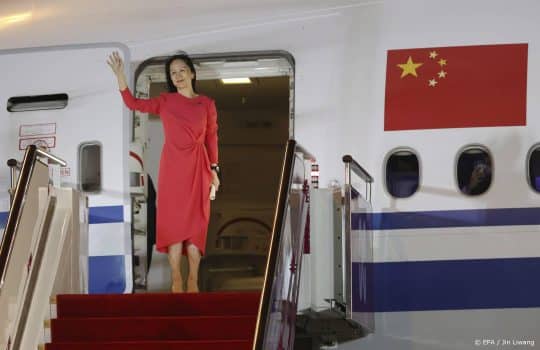 Vrijgelaten Huawei-topvrouw als een held onthaald in China