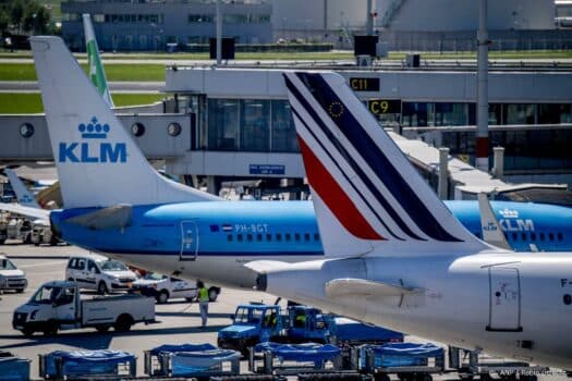 Herstellend Air France-KLM beperkt verlies