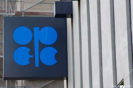 OPEC+ houdt vast aan geleidelijke verhoging olieproductie