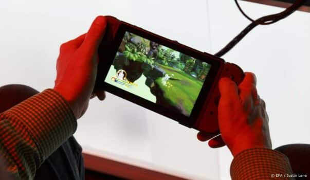 Zakenkrant: Nintendo verlaagt productie Switch om chiptekort