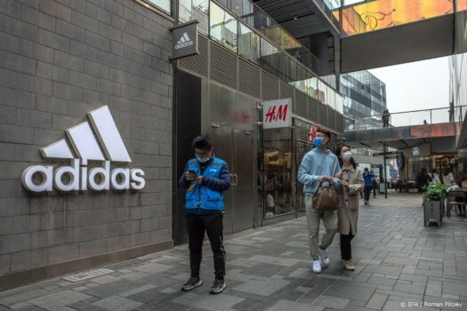 Adidas geraakt door Chinese boycot en coronalockdowns in Azië