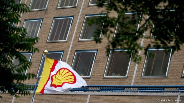 Eerste bestuursvergadering Brits Shell vanuit Londen