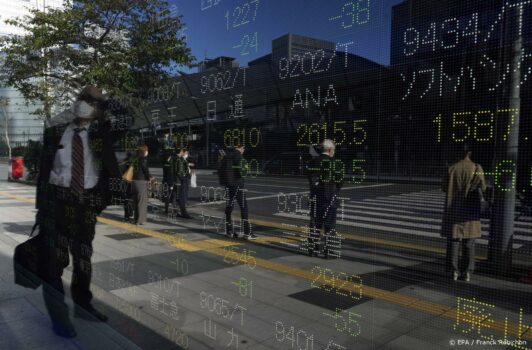 Techinvesteerder SoftBank hard onderuit op Japanse beurs