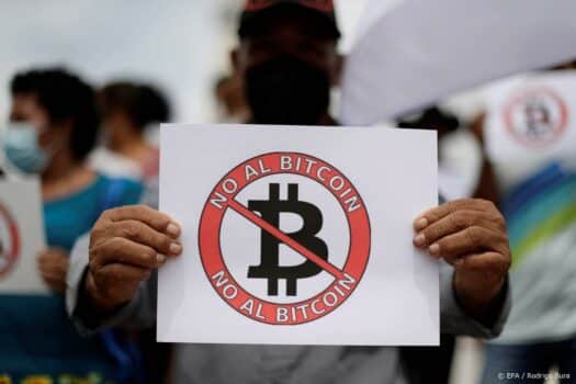 IMF waarschuwt El Salvador: gebruik bitcoin niet als betaalmiddel