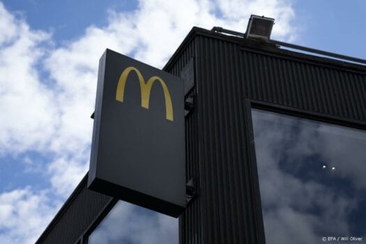 Oud-topman McDonald’s betaalt bedrijf 105 miljoen dollar terug