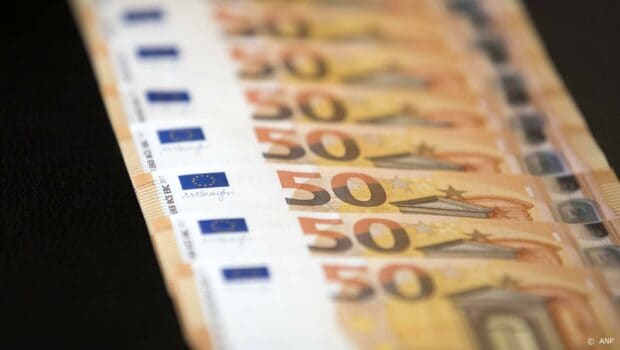 Staat wil in 2022 voor 74,5 miljard euro lenen