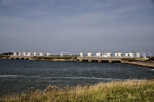 DWS verkleint belang in BAM