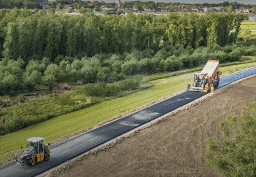 Heijmans aan de slag met versterking Lauwersmeerdijk