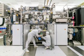 Video: ASML geeft sterke outlook af