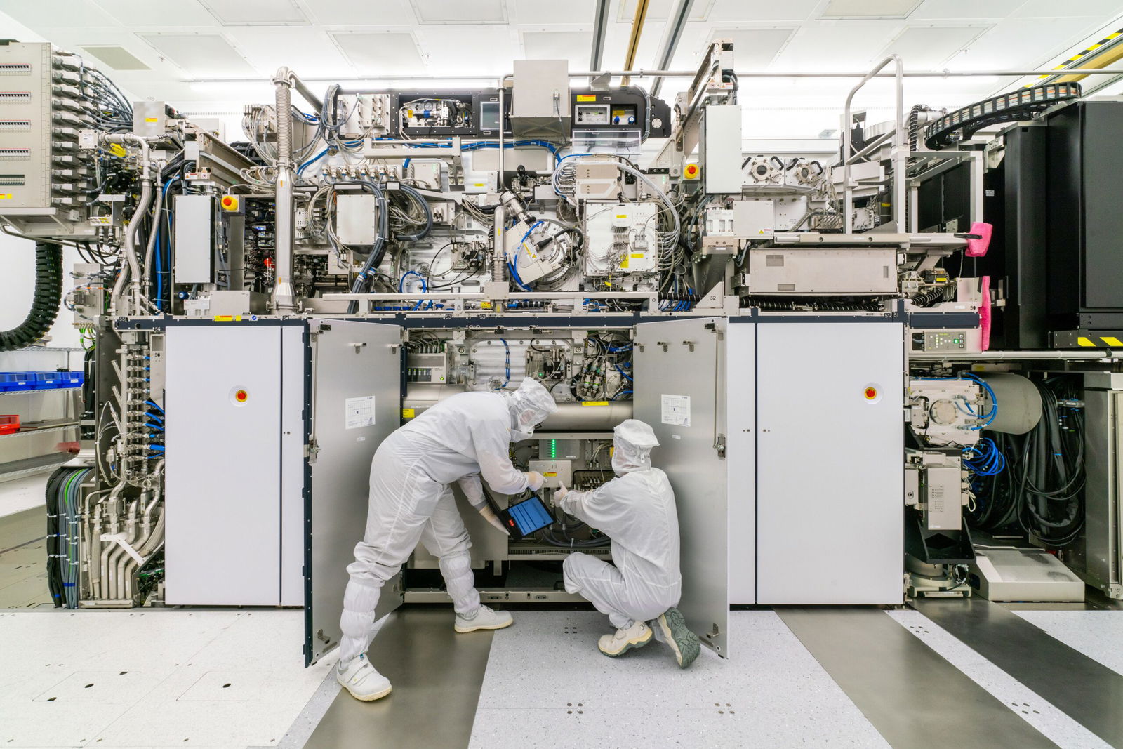Beursblik: ASML heeft bijna 7 miljard aan DUV-orders nodig